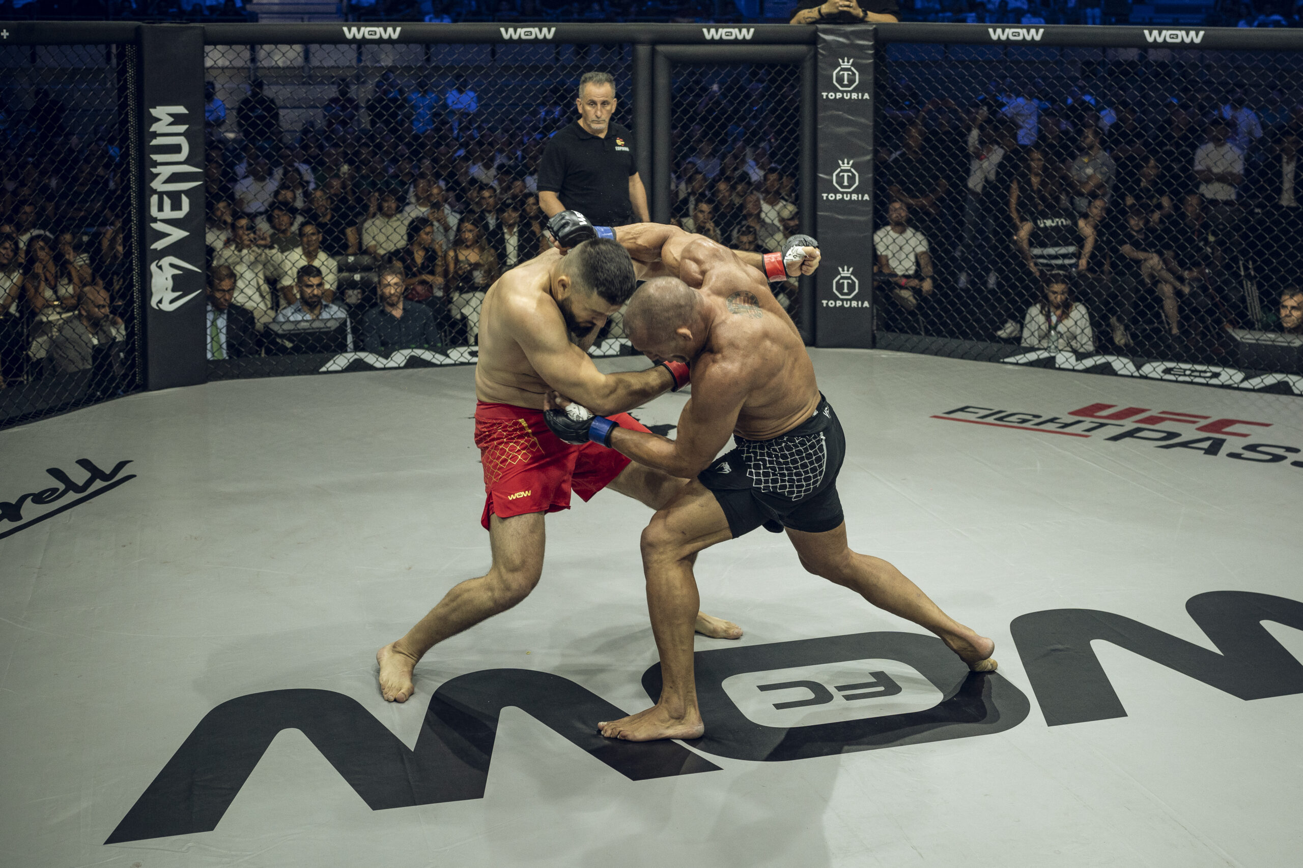 Enoc Solves venció a Darwin Rodríguez en el combate principal de WOW 22.