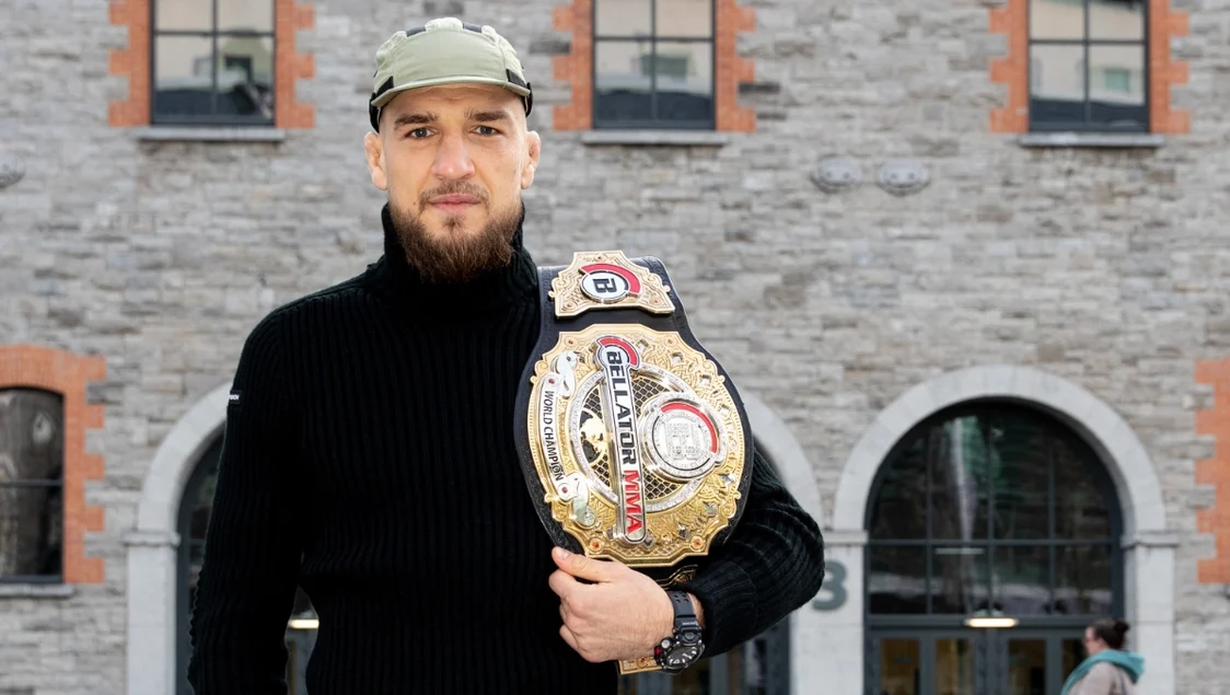 Joel "El Fenómeno" Álvarez buscará asaltar el top 15 del peso wélter ante el ucraniano Yaroslav Amosov en UFC 328